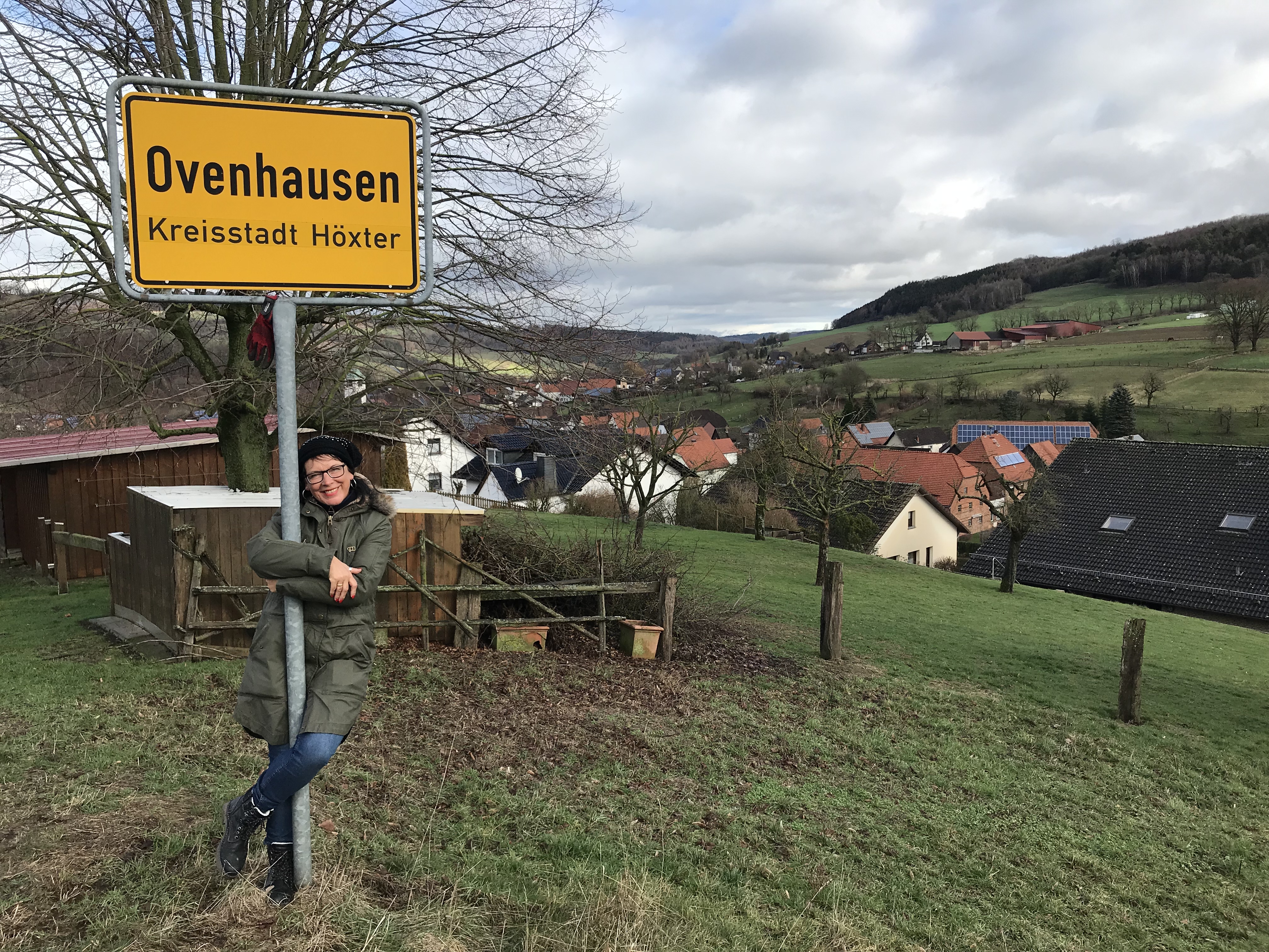 Ortsschild Höxter-Ovenhausen