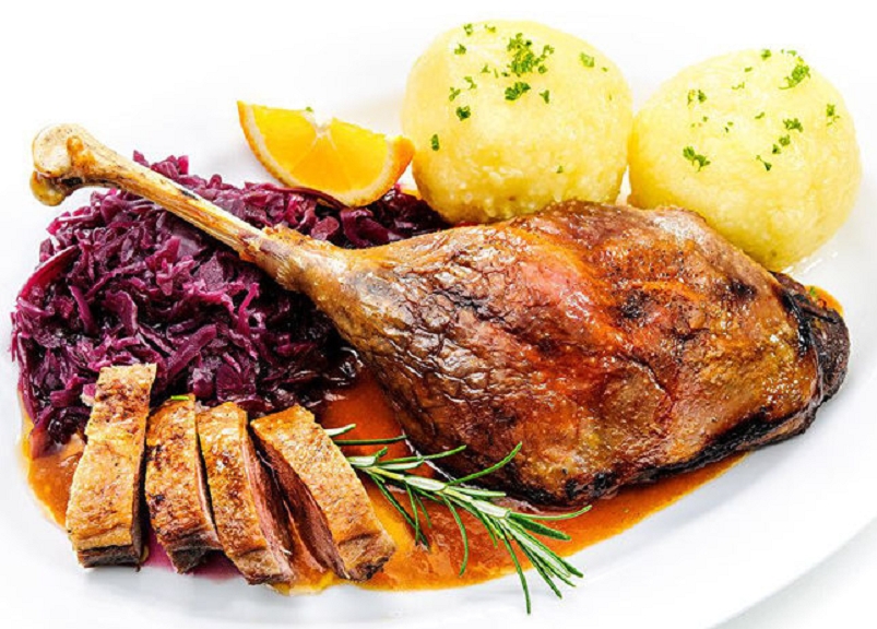 Hotel Hoexter Am Jakobsweg Restaurant Portion Weihnachtsgans