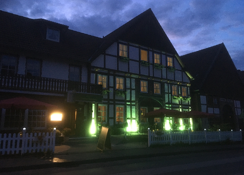 Hotel Hoexter Am Jakobsweg Aussenansicht